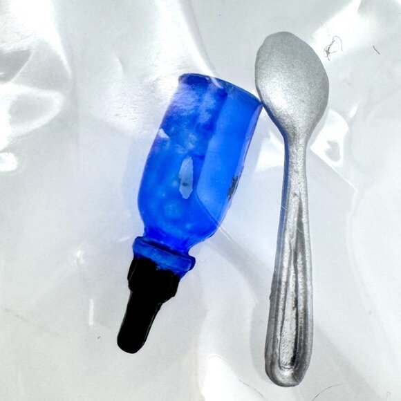 Re-Ment Girls In The City 8 Relaxation Accessories Miniature Collection 2005 - Picture 11 of 13